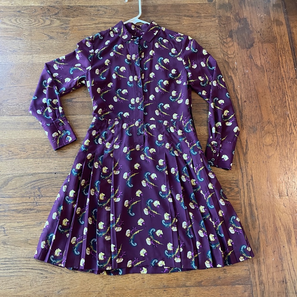 Banana Republic long sleeve button down maroon dress with floral print.